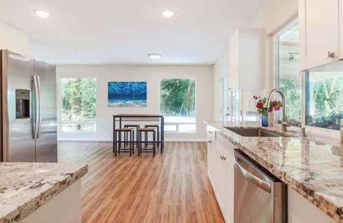 Kapoho House | Comfortable Single-Level Pahoa Retreat with Fast WiFi & W/D
