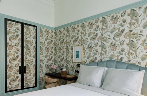 Centro / Baixa Hotel | Convenient Accommodation in the Heart of Porto City! W/Pool Access! Bike Rental