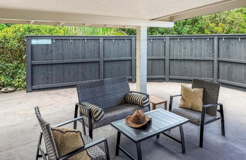 Mokuleia House | Coral Wave Cottage