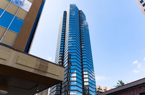 Downtown Honolulu Apartment | Cozy 1-bedroom apartment with Sofa bed and AC in peaceful Honolulu
