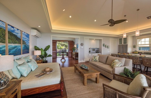 Mokuleia House | Designer Two Bedroom | Directly Beachfront | AC | Gourmet Kitchen | Private