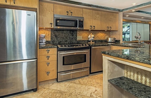 Diamond Head - Kapahulu - St. Louis Condo | Diamond Head Gem on the Gold Coast of Waikiki