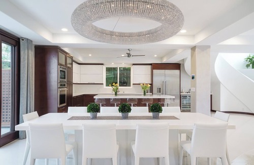 Kahala Villa | Diamond Head Villa by Gather: Luxury Gold Coast Retreat w/Pool, Jacuzzi & Beach