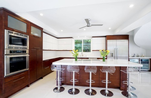 Kahala Villa | Diamond Head Villa by Gather: Luxury Gold Coast Retreat w/Pool, Jacuzzi & Beach