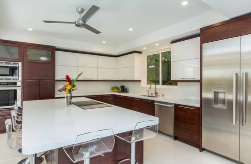 Kahala Villa | Diamond Head Villa by Gather: Luxury Gold Coast Retreat w/Pool, Jacuzzi & Beach