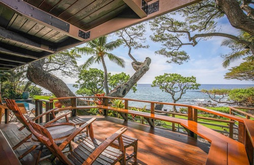Kahaluu-Keauhou House | Experience luxury at Hale Alii Honu Kai in Kailua Kona—3BR, pool, and space for 9.