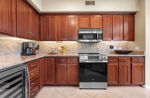 Kamuela Condo | Explore Waimea from Golf Villas G1: a luxurious 2-bedroom retreat with beach access.