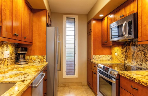Kahana Condo | F507 - 2 Bedroom/2 Bath - Steps from the Beach, Super Clean!