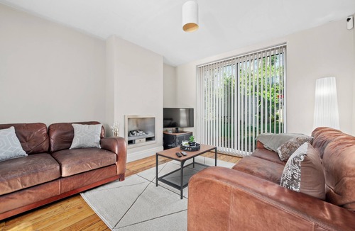 Manchester House | Fantastic, modern 3 bedroom house in West Didsbury. Close to all amenities.