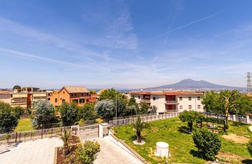 Castellammare di Stabia Cabin | Floral Apartment