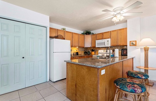 Kailua-Kona Condo | 🏖️Ground Floor Oasis | Concierge Included | AC