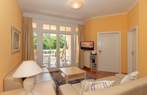 Ostseebad Kuhlungsborn Apartment | Hübsche Ferienwohnung an der Ostsee mit Südbalkon, Saunabereich & Pool im Haus!