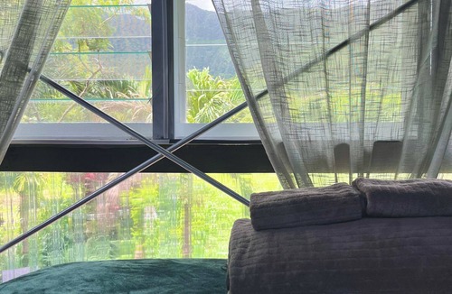 Punaluu Cabin | Hale Ha - North Shore O’ahu Peace, nature, an escape inside Sacred Valley