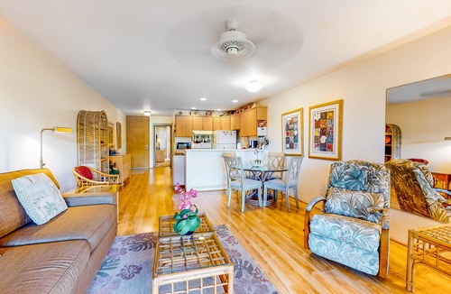 Kihei Condo | Hale Kamaole Condo w/A/C, Shared Grill & Outdoor Pool - Great Location