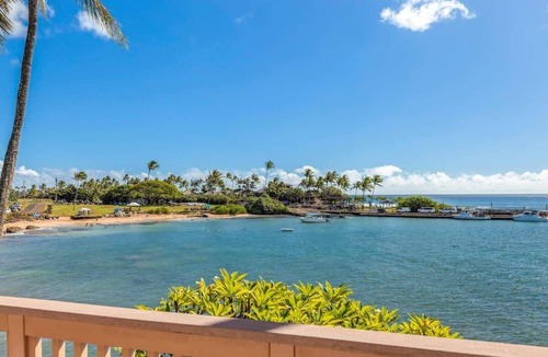 Poipu House | Hale Moana – Oceanfront Luxury Retreat