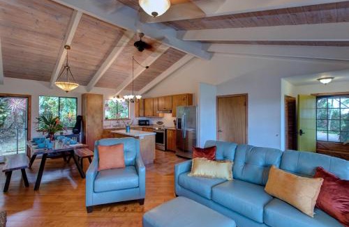 Ninole House | Hamakua Pukana La Hale