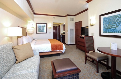 Ko Olina Hotel | Have a luxurious, fabulous, and gorgeous days at Marriott Ko Olina Beach Resort