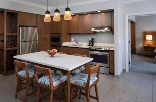 Historic Lahaina Front Street Villa | Have a Whale of a Time at the Westin Kaanapali Ocean Resort Villas
