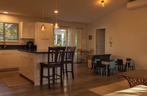 Keaau House | Hawaiian Hideaway-Entire Home with AC