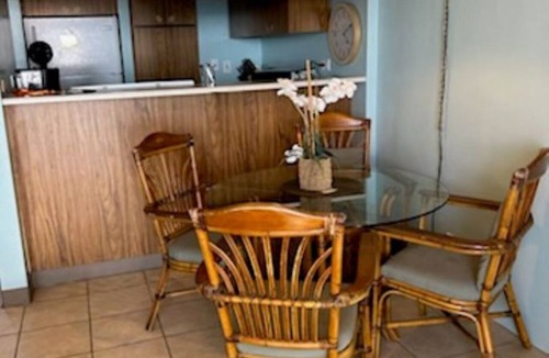 Makaha Condo | Hawaiian Princess 206 1990/NUC-2223