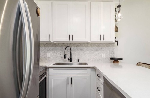 Kahuku Condo | Ho'omaluhia - Luxury Coastal Residence | Ideal for Families & Groups