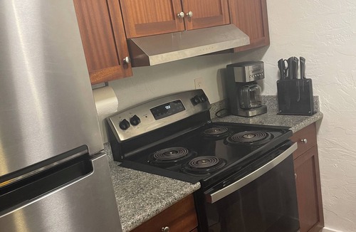 Wailua Condo | Home away from home in 1 bedroom condo with A/C and pools in central Kapaʻa