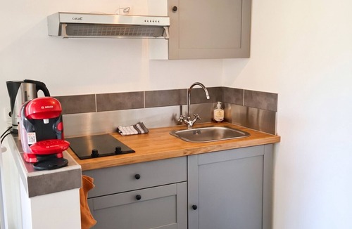 Saint-Ay Apartment | Homerez - Studio in Saint-Ay