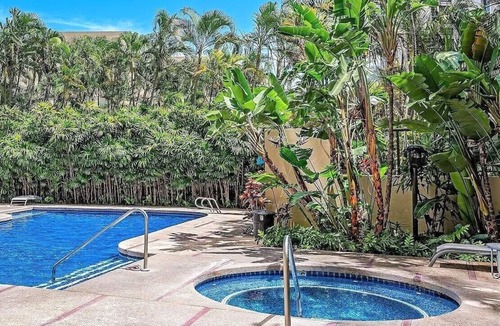 Downtown Honolulu Condo | Honolulu Penthouse with Stunning Harbor, Aloha Tower, and Ocean Views