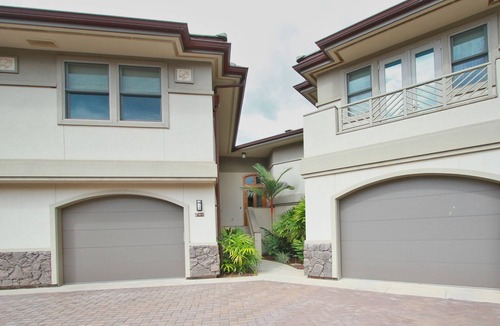 Wailea House | Hoolei Uni 31-2 Ocean view- ideal Wailea location walking to beaches and shops
