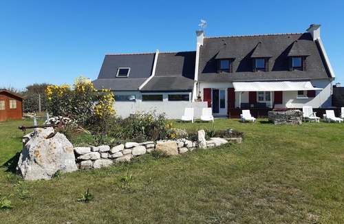 Penmarch House | House 400m from the sea and beaches and the GR 34