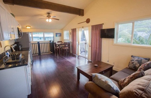 Hauula House | House close to beach, North Shore, Oahu