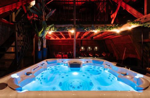 Manage Hotel | INTENSE Senses Experience - Suites wellness avec piscine, jacuzzi, sauna, billard etc