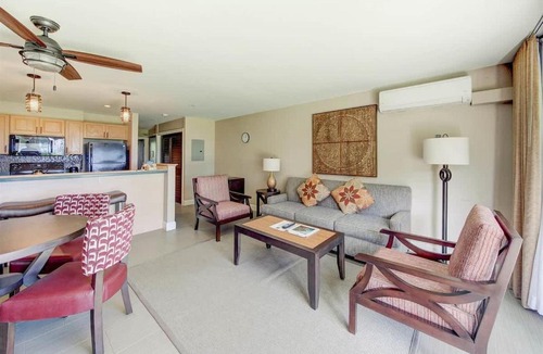 Kapaa House | Inviting Ocean View Condo Pono Kai Resort G104
