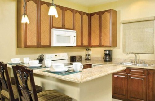 Kailua-Kona Resort | Ironman 2026! Easy access to Ironman & everything else! Great Rate! Sleeps 6!