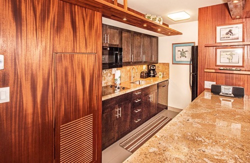 Kihei Condo | 🤙 June-July-August SPECIALS PLUS VRBO discounts 🏝️ at the LIVE ALOHA SUITE
