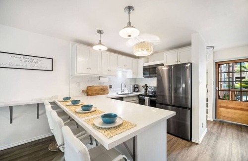 Nawiliwili Apartment | Just Listed! Banyan Retreat at Kalapaki Bay Beach