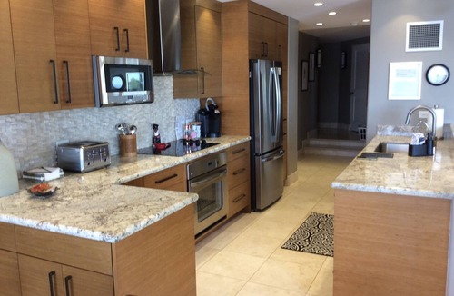 Lahaina Condo | KAANAPALI ALII 356 BEACHFRONT LUXURY - NON STOP VIEWS