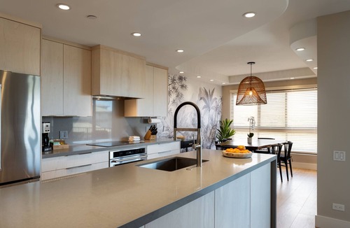 Kaanapali Condo | Kaanapali Alii: Recently-renovated, Platinum-rated, with amazing top floor views