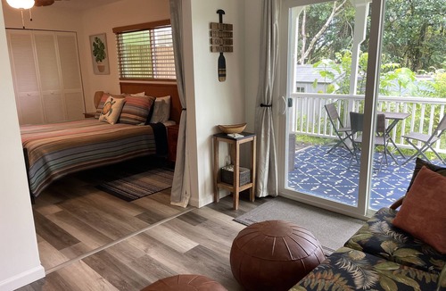 Keaau Apartment | Kaloli Point retreat 3 blocks from the ocean and minutes to Shipman Beach trail!