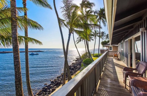 Poipu House | Kauai Bay House – Oceanfront w/A/C & PBAC