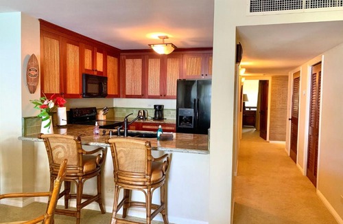 Kailua-Kona Apartment | Kona by the Sea Oceanfront Condo KBTS407