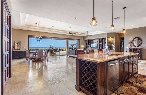 Kailua-Kona House | 🏖️Kona Home w/Pool, Ocean Views & A/C | Sleeps 10
