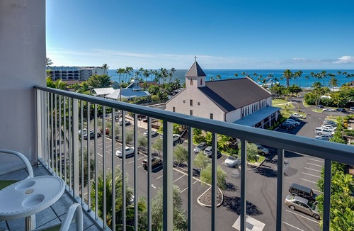 Historic Kailua Village Condo | Kona Oceanview Penthouse in Kailua Village - Best Kona Location/View!