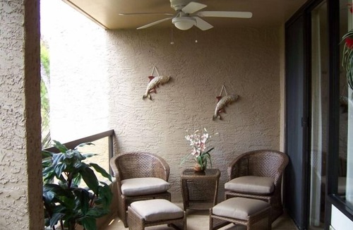 Historic Kailua Village Condo | Kona Pacific B311 - Quiet, comfortable & walking distance to Town and the beach