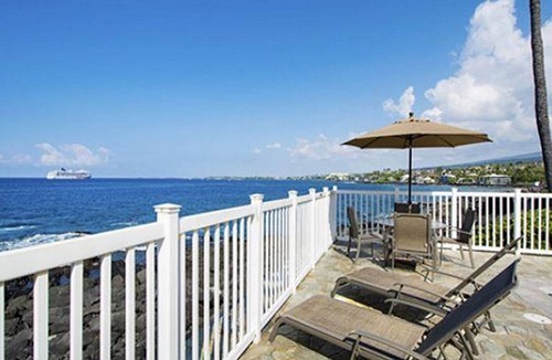 Historic Kailua Village Condo | Kona Shores#130