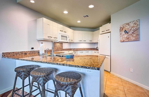 Kahaluu-Keauhou House | Lanai & Resort-Style Perks! Kona Townhome