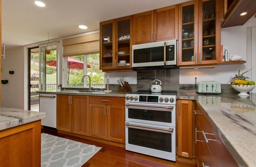 Lanikai House | Lanikai living . 5 minute walk from Lanikai Beach. Pool, tennis court & hot tub.