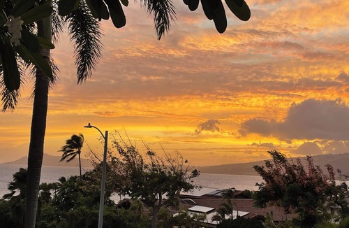 Hawaii Kai House | Large Luxury Home with private Pool and Panoramic Ocean Views