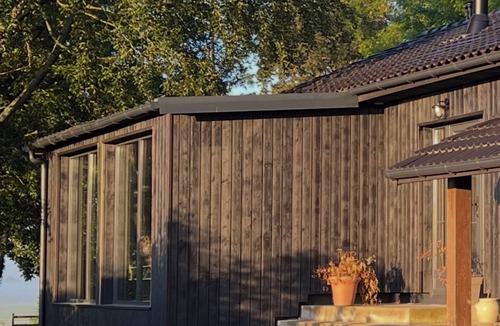 La Chapelle la Reine House | Large wooden cottage with swimming pool 4 bedrooms/4 bathrooms and tiny house possible
