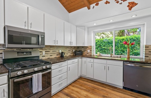 Princeville House | Laule'a 'Ohana Hale - Luxurious 'Ohana home with A/C